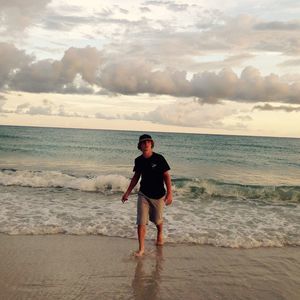 Meet your Posher, Ethan